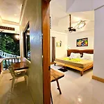 Cocoloco Beach Resort