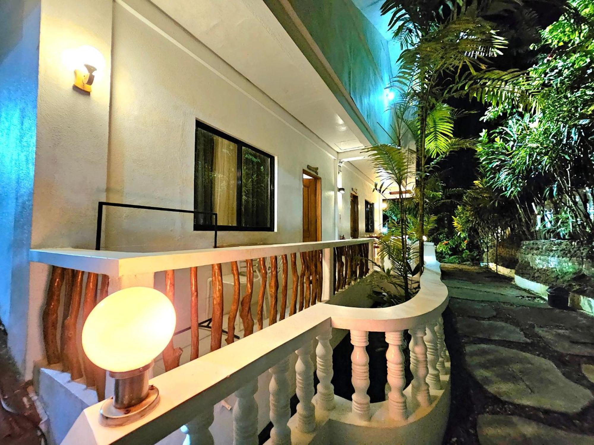 Hotel Cocoloco 2*